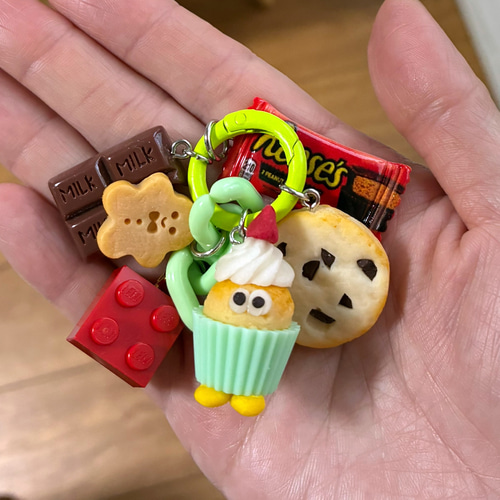 じゃらじゃらキーホルダー クッキー じゃらじゃらキーホルダー クッキー いちご ピンク 【公式通販】