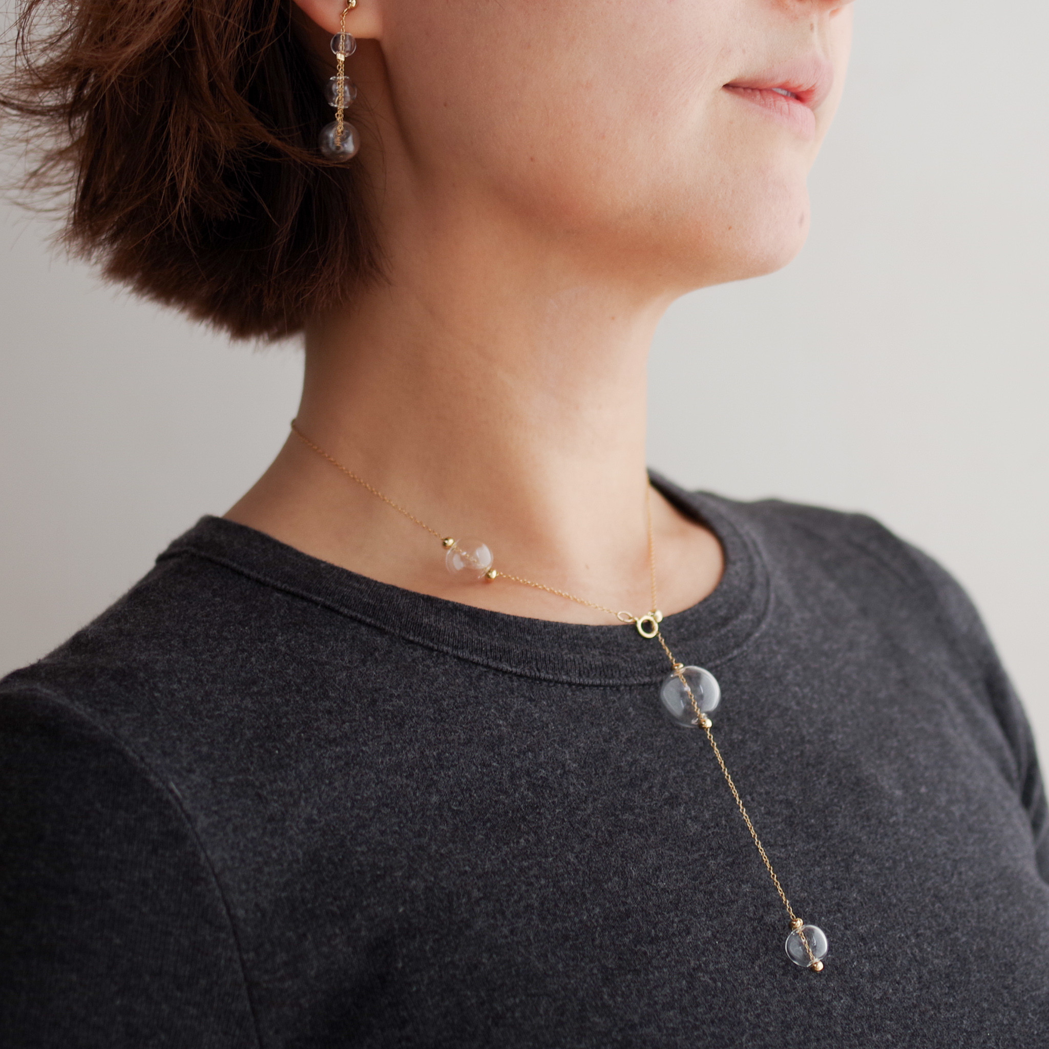 お得！大人気作品セット【flow インポートホーログラスの耳飾りとアシメトリーネックレスのセット】