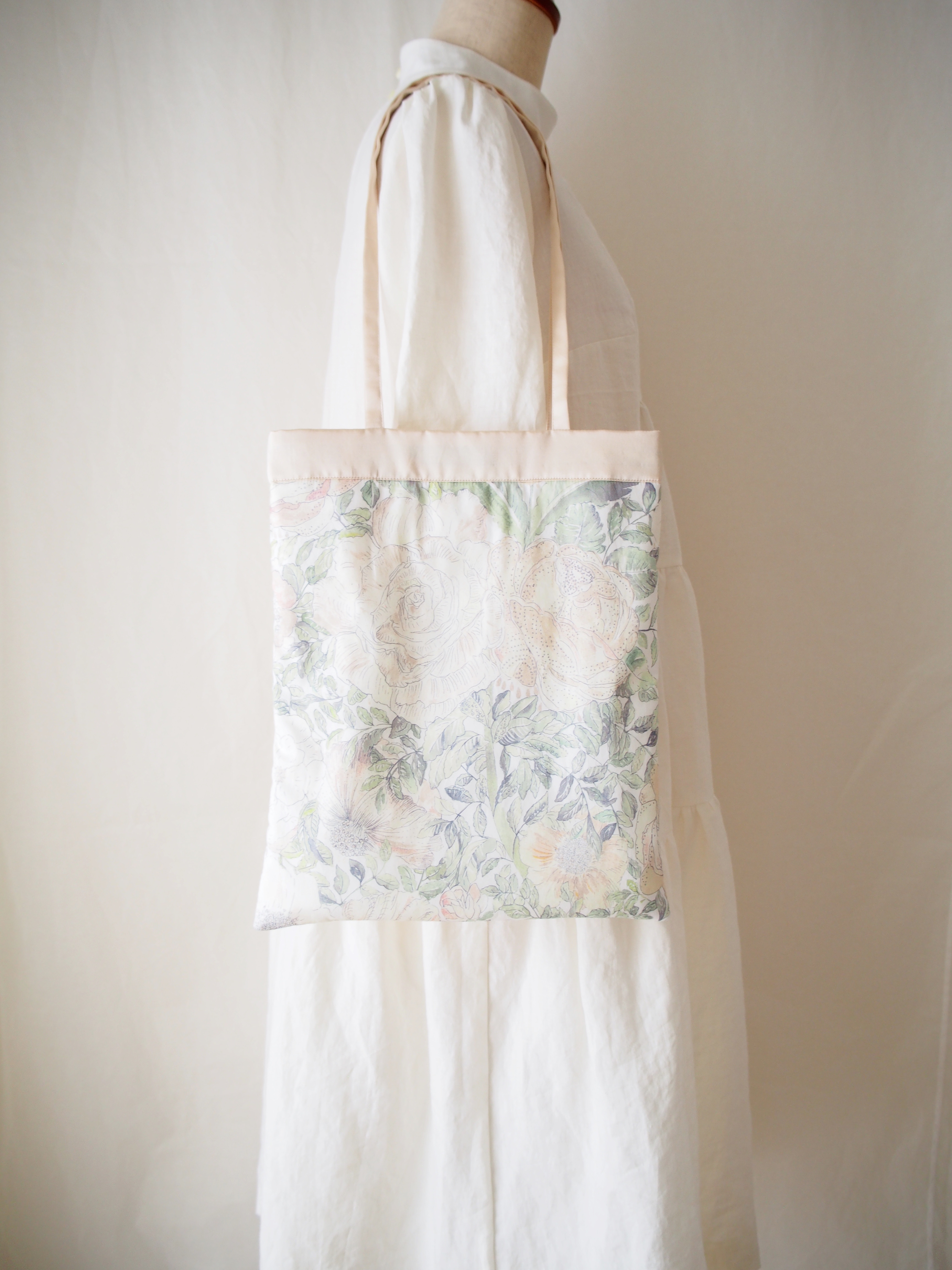 rose garden -tote-