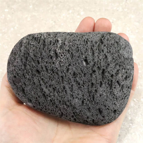 富士溶岩石 玄武岩 タンブル ディレクトリーカード付 483g #49201