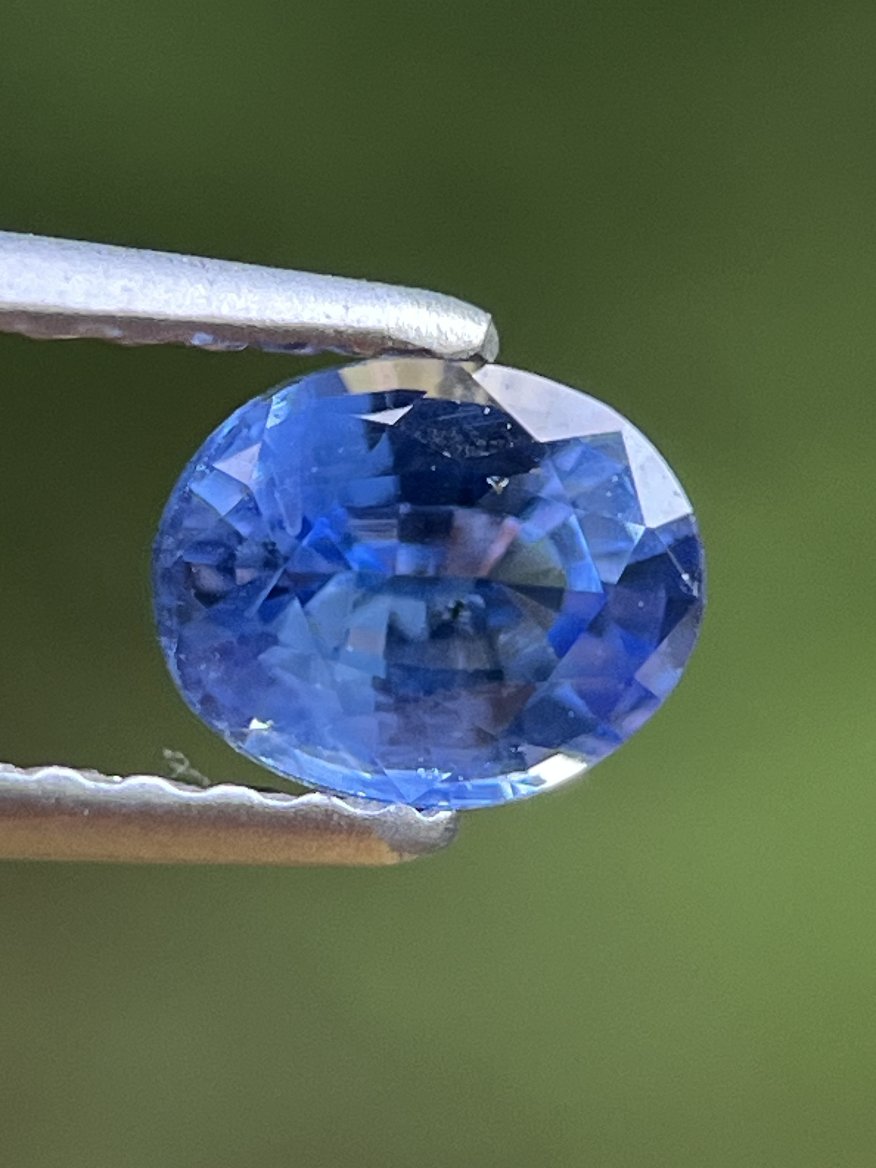 ブルーサファイア天然石Natural blue sapphire 0.63ct スリランカ産  C192
