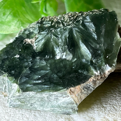 熾天使石✞.*・゜ セラフィナイト 原石 ラフストーン 磨き