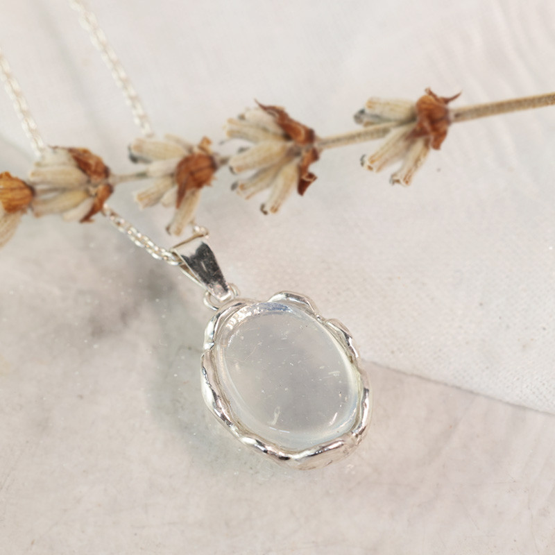 【１点もの/ムーンストーン/シルバーネックレス】６月の誕生石 月の石 シルバー９２５ 誕生石 プレゼント