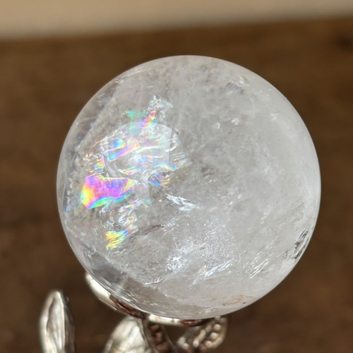 金運アップ！虹入りレッドルチルクォーツ　ホワイトガーデン共生入り透明球体置物 虹入り！ミニ☆ホワイトガーデンクォーツスフィア（丸玉）☆31.5mm