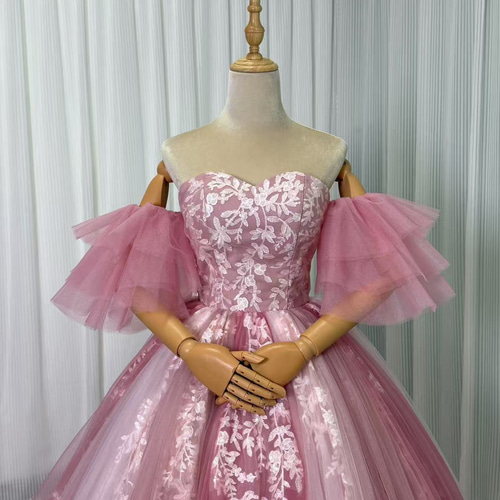 フリル袖ピンクカラードレス Lisa & Giuliani】フリル袖キラキラピンクドレス💗ピンクエトワール