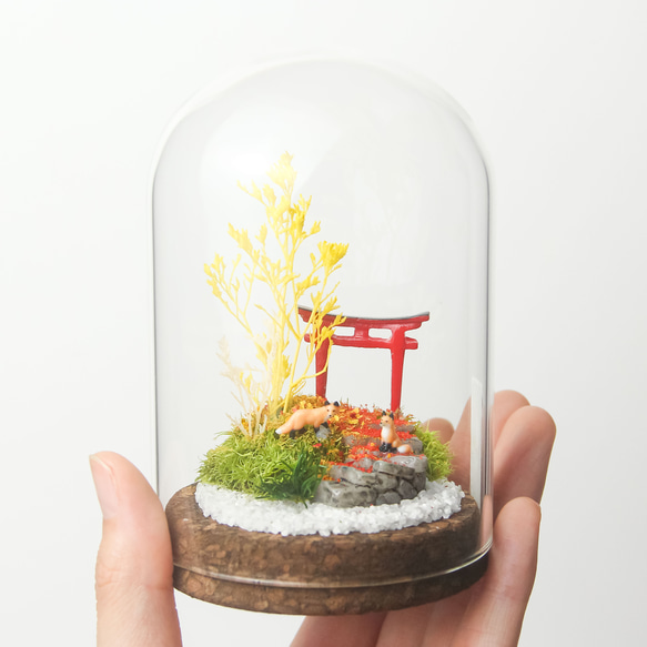 【敬老の日・誕生日ギフトに】落ち葉の物語　キツネ２匹[M／７５φ]【秋を彩る】 2枚目の画像