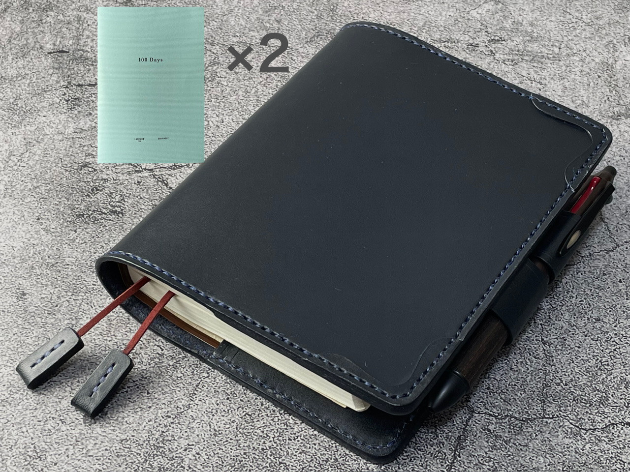 【手縫】ラコニック(Laconic) 手帳A5 用ネイビー濃紺本革手帳カバー（角花飾）2本栞付（バタフライストッパー）