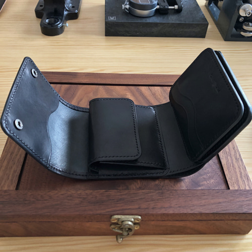 完成品 新喜皮革コードバン×サドルレザー 三つ折りミニ