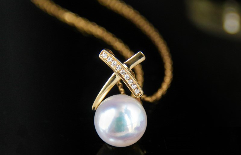 【La Corser】日本製 7.5-10mm アコヤ真珠ペンダントセット 18Kゴールド ダイヤモンド エンジェルネックレス