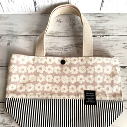 専用 あんぱん柄トートバッグと大きめポーチ 値下げしました