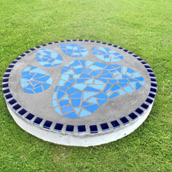 セール品　27cm  犬猫の足型ガーデンステップ（ブルー） 4枚目の画像