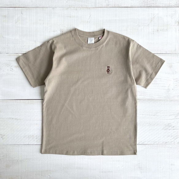 8くま 刺繍Tシャツ（サンドカーキ）【在庫限り】 4枚目の画像