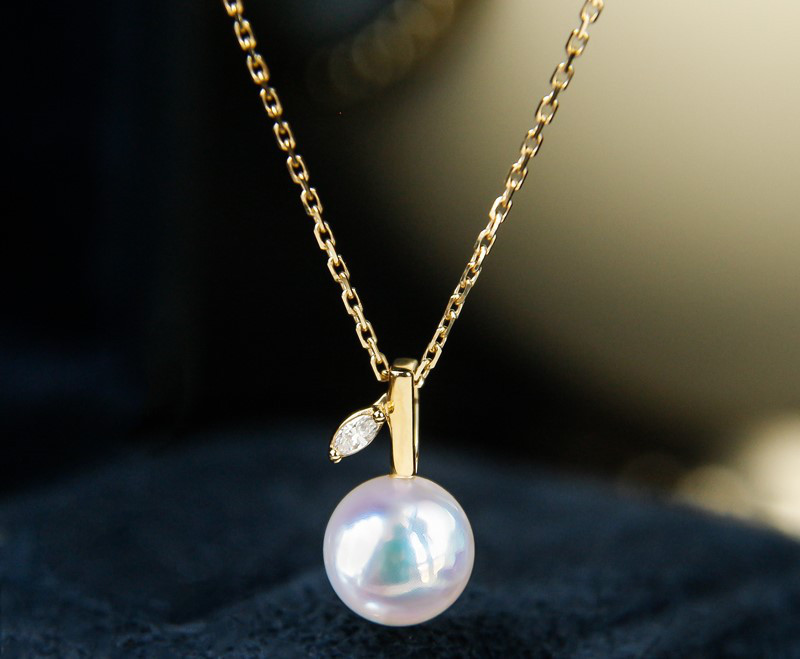 【La Corser】リトルアップルセット 日本製 8-10mm アコヤ天然海水真珠ペンダント 18Kゴールド ダイヤモンドデザ