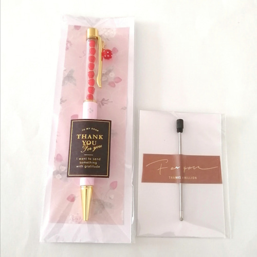 sale‼️N3127 カスタムタッチペン＆ボールペン いちごビーズ sale‼️N3127 カスタムタッチペン＆ボールペン いちごビーズ