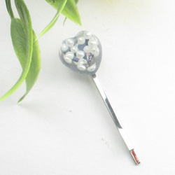 カチ割り氷が解けるほど、心のクォーツがドキドキしていますが、とても安心です。!!!<1点ものヘアピン>HP228 1枚目の画像