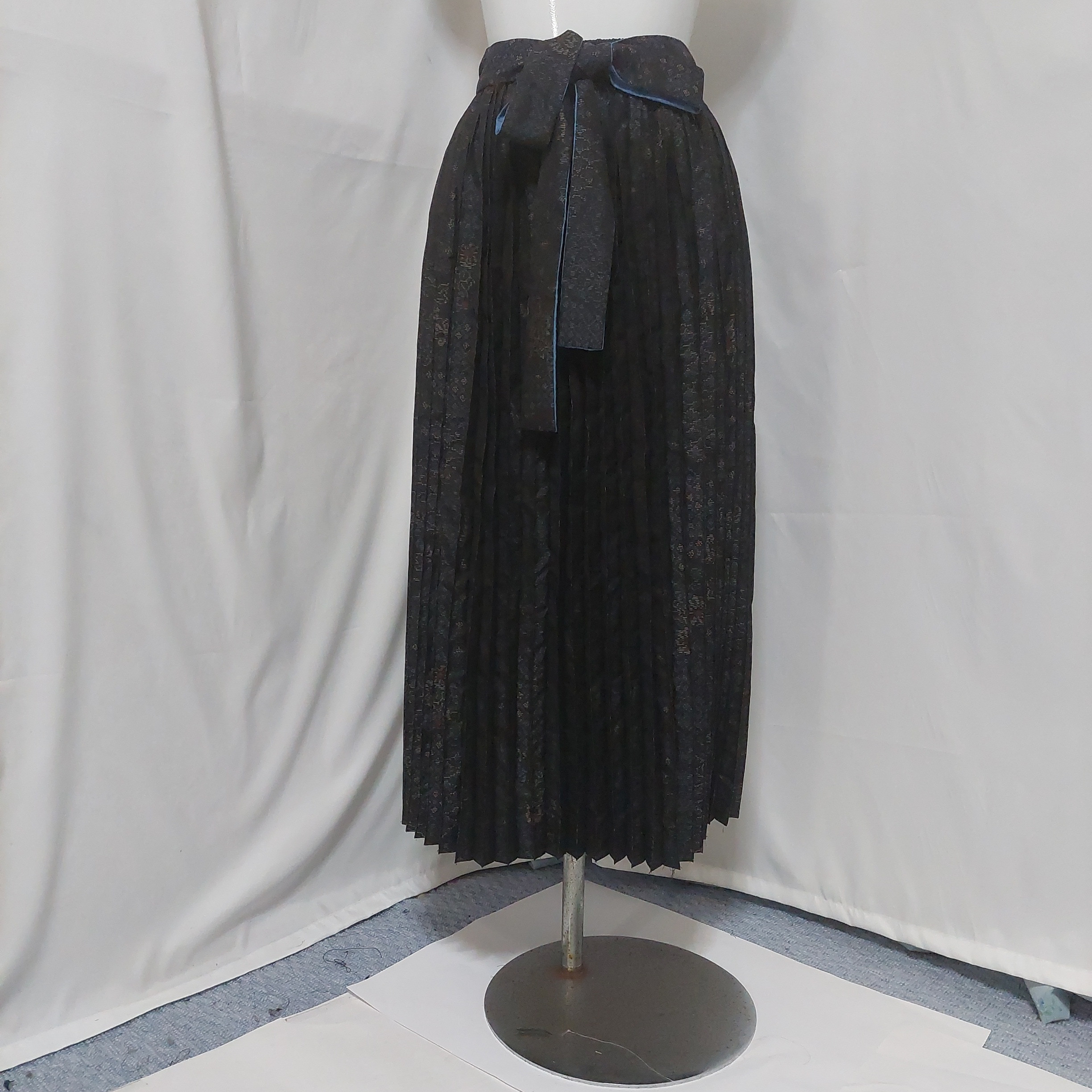 着物リメイク＊大島紬の羽織からアコーディオンプリーツスカート