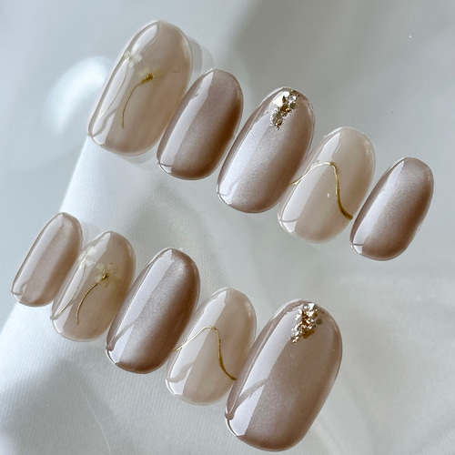 ベージュマグ 寄り添う2輪の花 ネイルチップ ブライダルネイル