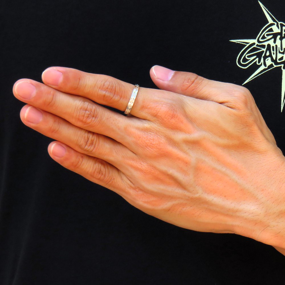 アイヌ文様リング 指輪 白 シルバー925 【刻印無料】 アイヌ アイヌ文様 アイヌ模様 アイヌ民族 リング モレウ