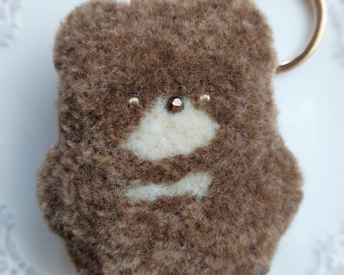 ツキノワグマのぬいぐるみキーホルダー(ブラウン)】マスコット くま