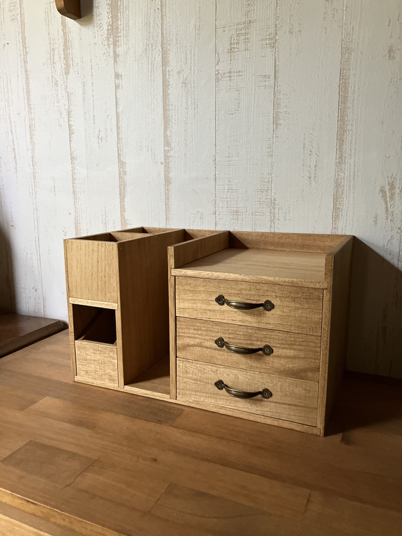 マルチに収納できる　デスクオーガナイザー 3枚目の画像