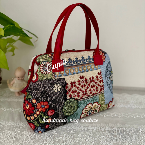 ※お値下げ【美品】☆アキアカネ ボストンバッグ　レースパッチワーク オランダ輸入ゴブラン織 カラフルなデニム風パッチワーク柄を使った