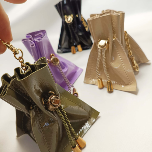 ミニ巾着バッグチャーム/キーホルダー/イヤホンケース【ベージュ