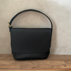 イタリアンレザー バッグ] 本革 ショルダーバッグ(横型) [Coco