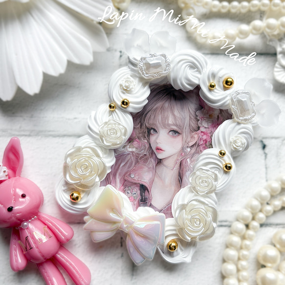 受注製作】白 ホイップデコ 硬質トレカケース B8 ゴールド 薔薇 姫