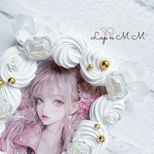 受注製作】白 ホイップデコ 硬質トレカケース B8 ゴールド 薔薇 姫