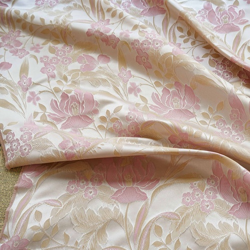 長さ1m ジャガード生地 大判 花柄 浮彫杏色ピンク 韓国風 綺麗上品 布