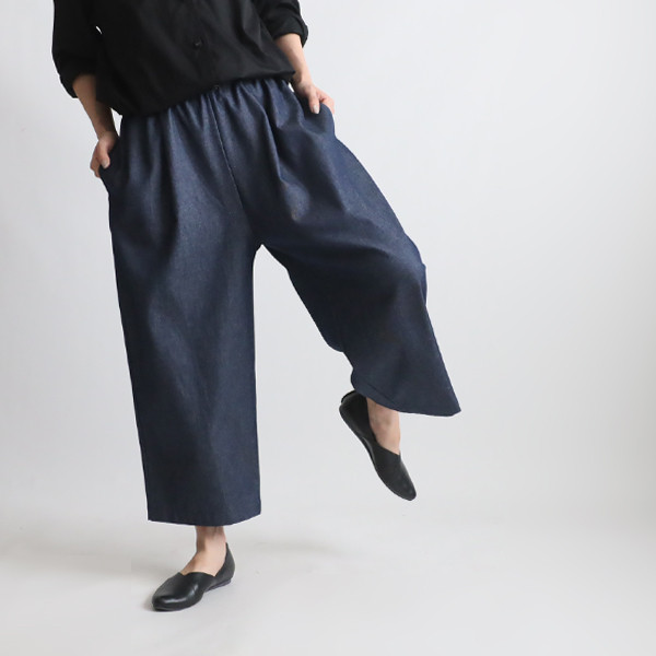 ラスト２　春支度ＳＡＬＥ　８８ｃｍ　甘織デニムDENIM　後ろ切り替えライン　ストレート　パンツ ゆったりF28