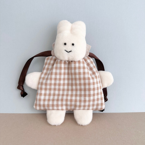 ふわもちうさぎ”のぬいぐるみ付き巾着ポーチ(ミニミニサイズ