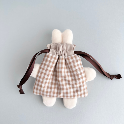 ふわもちうさぎ”のぬいぐるみ付き巾着ポーチ(ミニミニサイズ) ギンガム