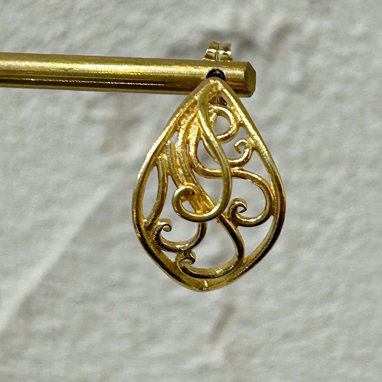 【在庫限り】garden leaf フープピアス ゴールドカラー