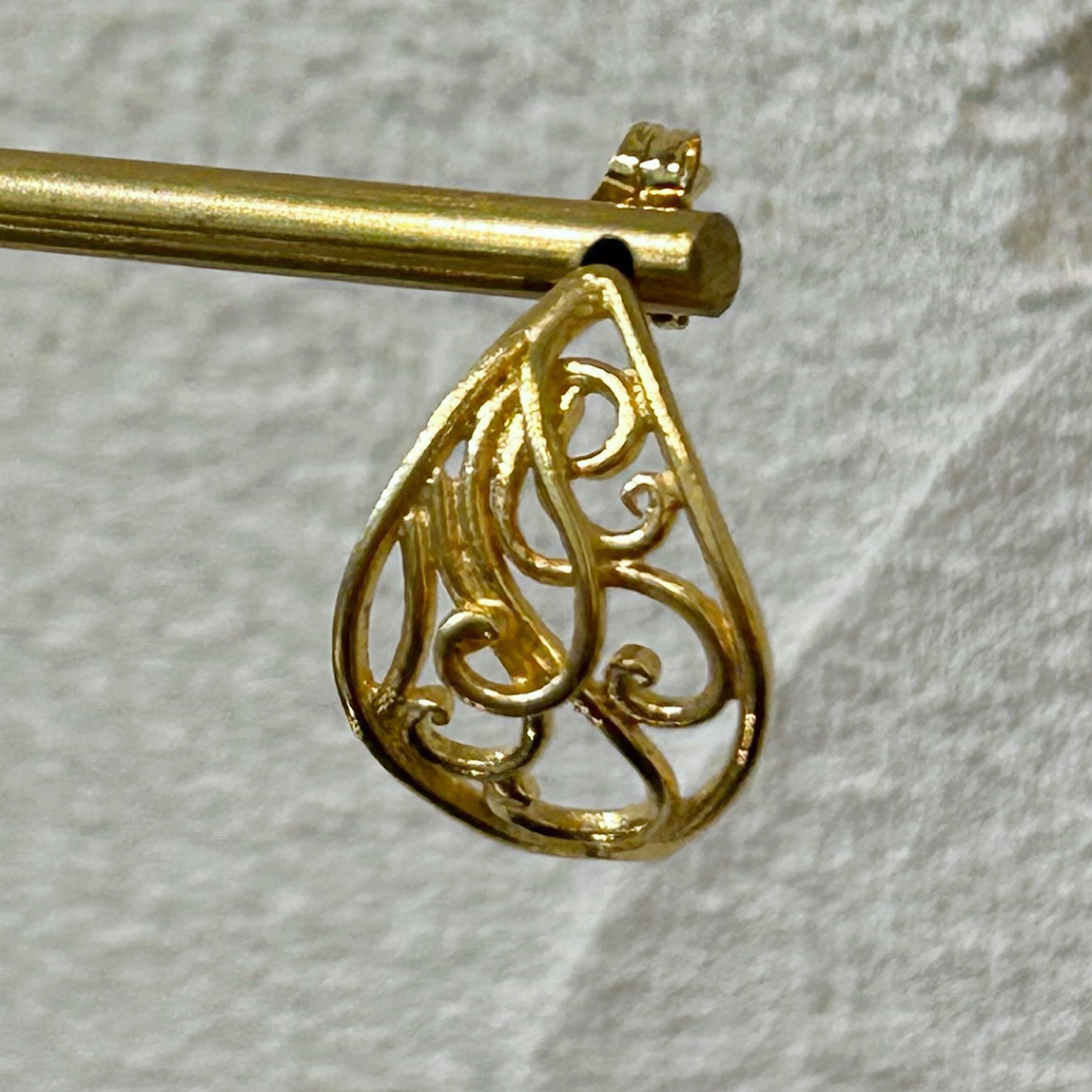 【在庫限り】garden leaf フープピアス ゴールドカラー