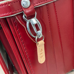 【ひらがな名入れ無料】ネームタグ・ファスナー引手「リュック・ランドセルに！」栃木レザーヌメ革 4枚目の画像