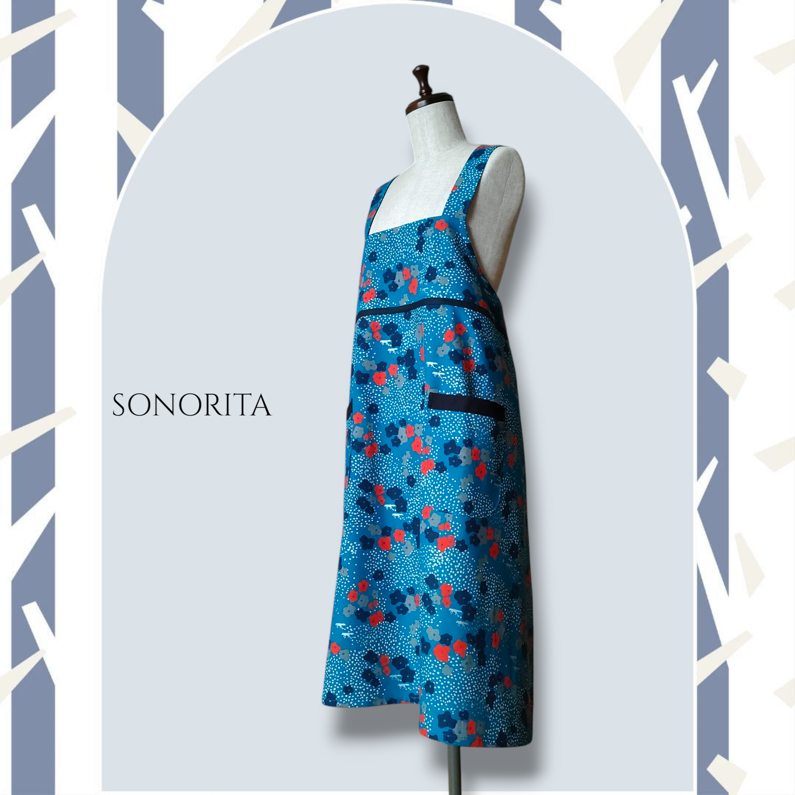 【花咲く草原とキツネ】肩クロス エプロン《ダークターコイズブルー》