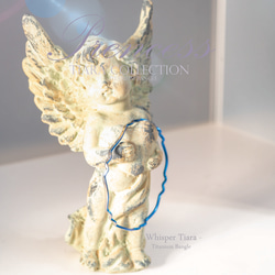 【Whisper Tiara】深海ブルーの6連ウェーブ✨極細チタンバングル✨旋盤削り出しアレルギーフリー静かに揺れる 6枚目の画像