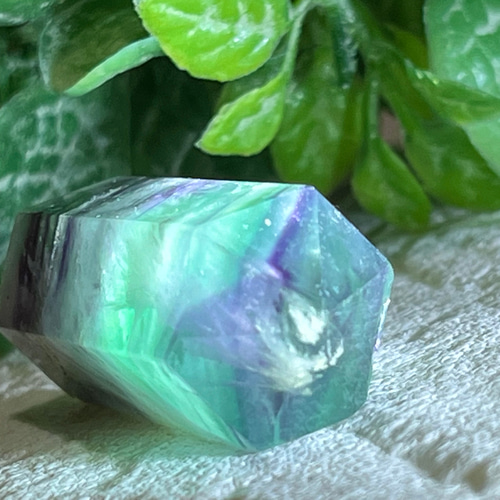 エンジェルフェザー フローライト マルチカラー 蛍石 ポイント 原石