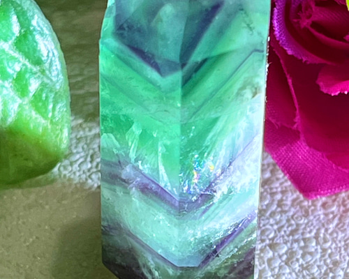 エンジェルフェザー フローライト マルチカラー 蛍石 ポイント 原石