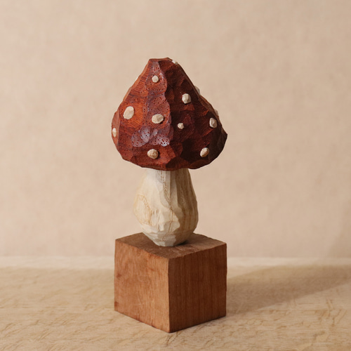 木彫り きのこ 毒キノコ ベニテングタケ 木製 置物 オブジェ