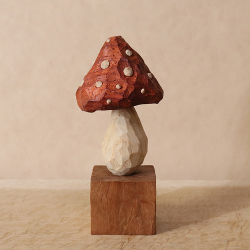 木彫り きのこ 毒キノコ ベニテングタケ 木製 置物 オブジェ