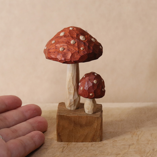木彫り きのこ 毒キノコ ベニテングタケ 木製 置物 オブジェ