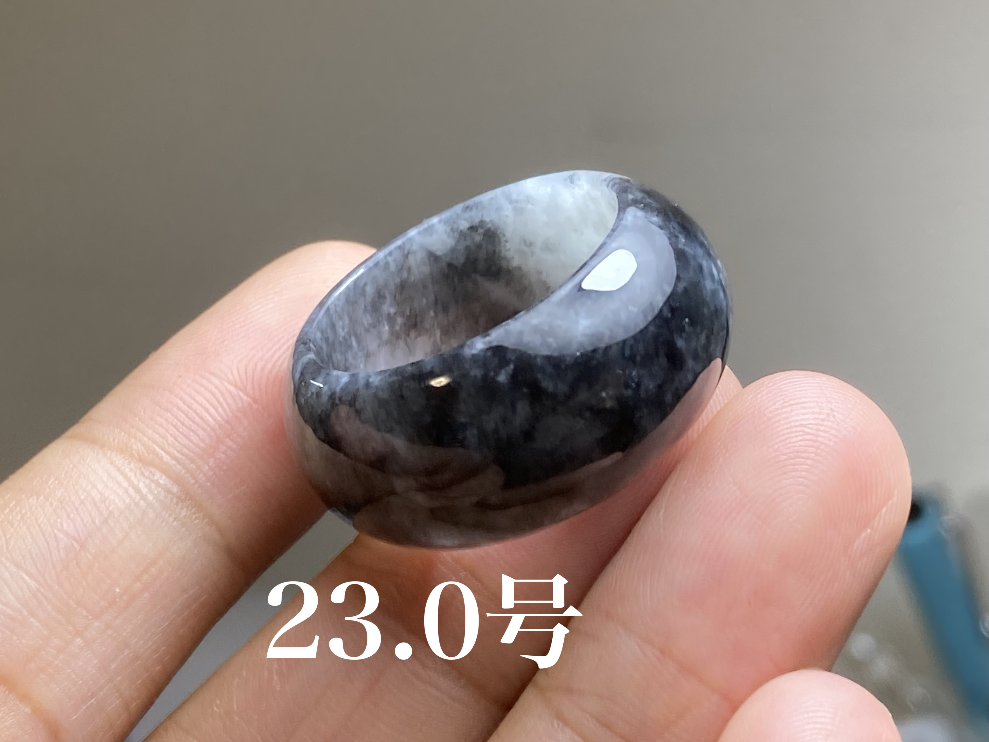 L11-27 一点物 黒緑 13.5号 ミャンマー産天然 A貨 本翡翠