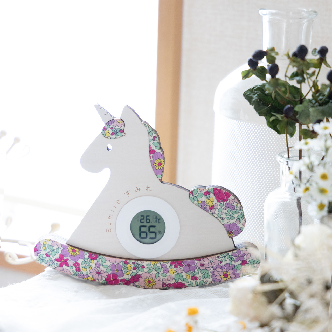 Creema限定《名入れ無料》温湿度計⌇ユニコーン「Merry」リバティ・ファブリックス使用￤出産祝い ギフト 木馬