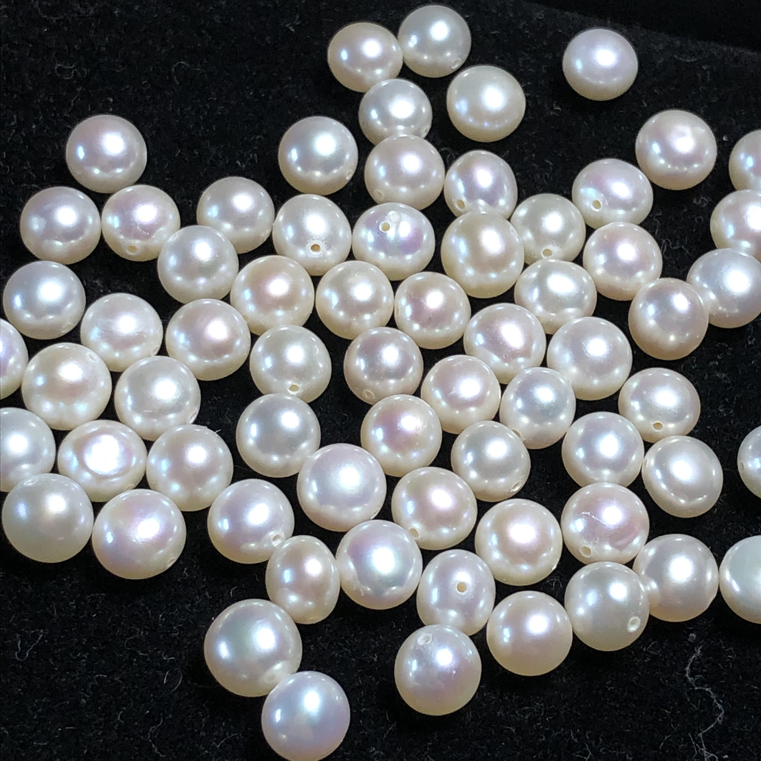 《  痛み軽減ソフトイヤリング》5連パールイヤリング