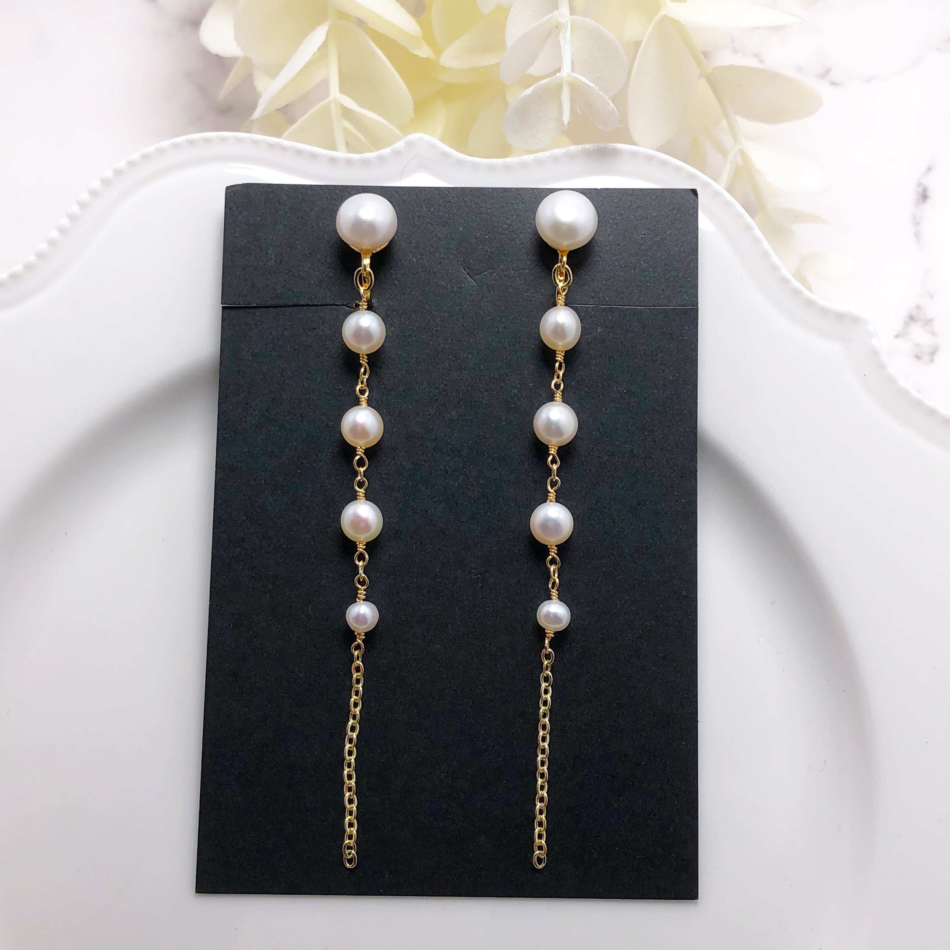 《  痛み軽減ソフトイヤリング》5連パールイヤリング