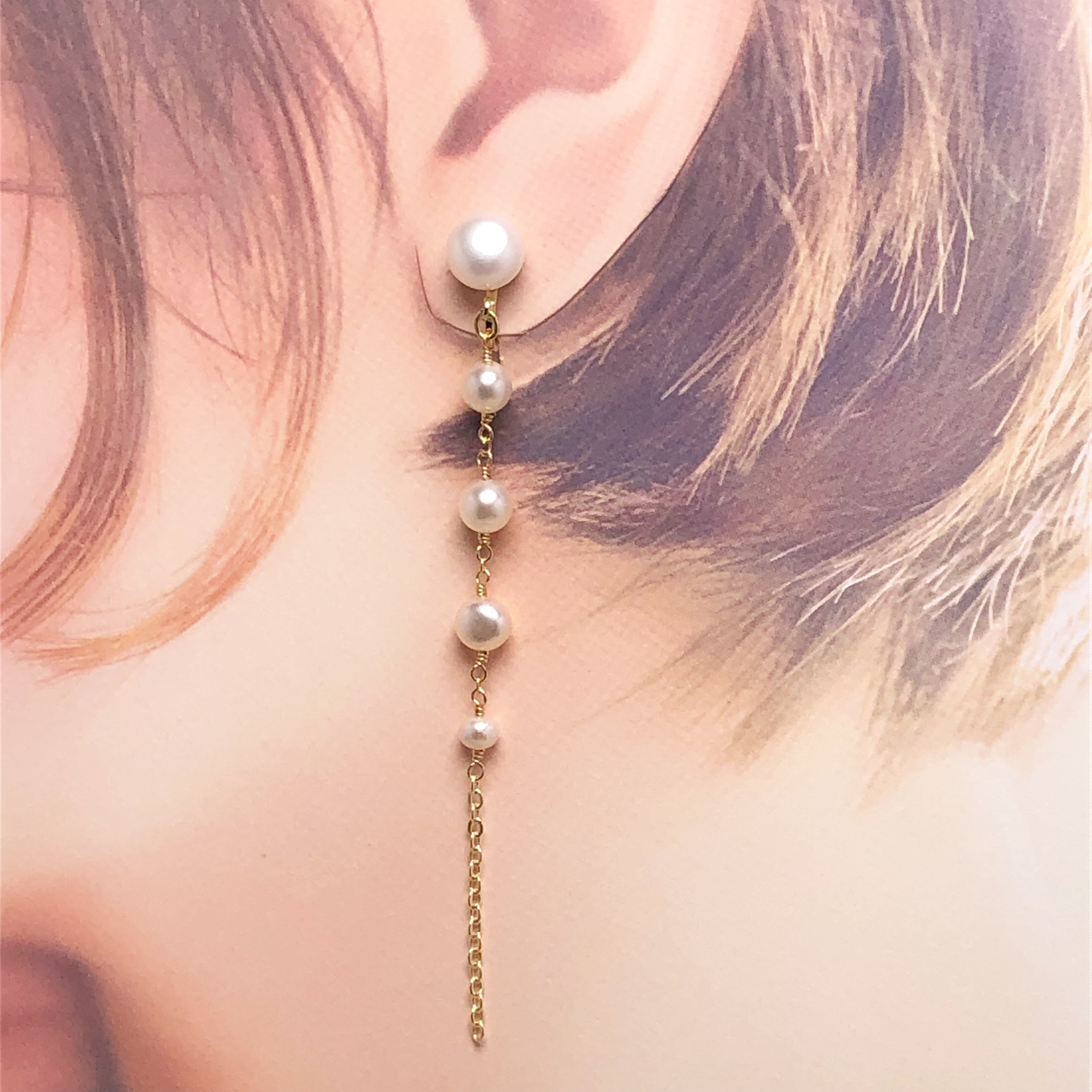 《  痛み軽減ソフトイヤリング》5連パールイヤリング