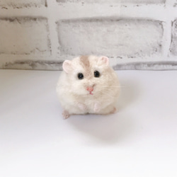 まんまるハムスター（パールホワイト） 羊毛フェルトマスコット