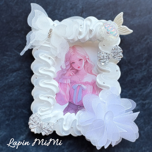 白 クリア ツートン うねうね ホイップデコ 硬質トレカケース B8